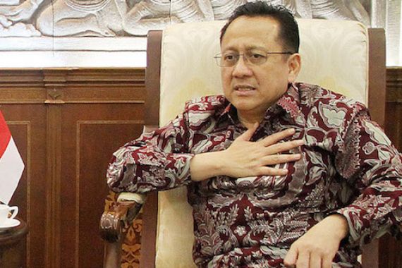 SAH! Irman Gusman Diberhentikan dari Jabatan Ketua DPD RI - JPNN.COM