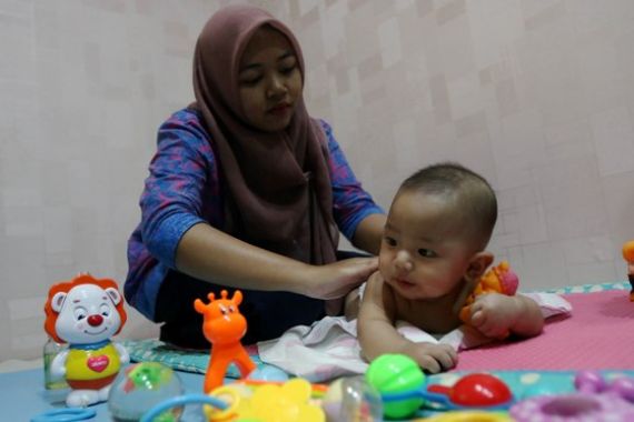 Baby Spa Rangsang Bayi Aktif dan Cerdas - JPNN.COM