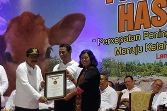 Menteri Amran Luncurkan Program Upsus Siwab di Lamongan - JPNN.COM