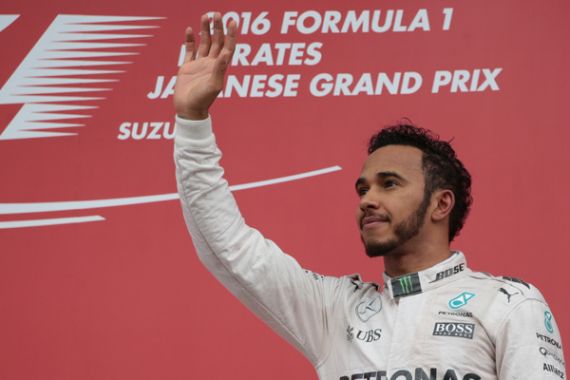 Bos Mercedes Yakin Hamilton Menggila di Empat Seri Sisa - JPNN.COM