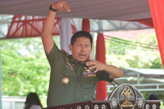 Jenderal Bicara Revolusi Mental ke Warga Binaan, Katanya... - JPNN.COM