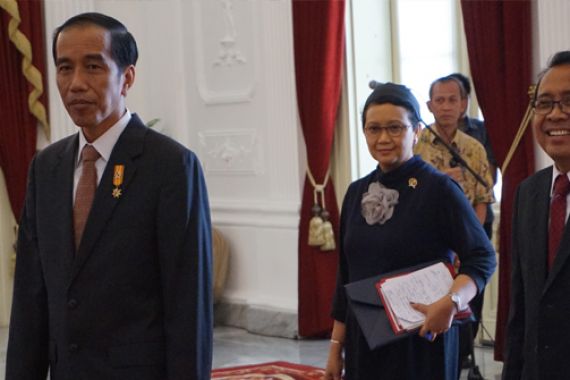 Siapa Yang Pantas Dibuatkan Patung Tahun Ini? Jawabannya Jokowi - JPNN.COM