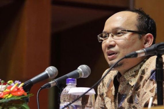 Politikus PKS Evaluasi Kinerja Dua Tahun Pemerintah Jokowi-JK, Nilainya? (1) - JPNN.COM