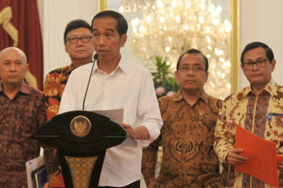 Posisi Menteri ESDM, Jokowi: Pak Archandra juga Termasuk - JPNN.COM