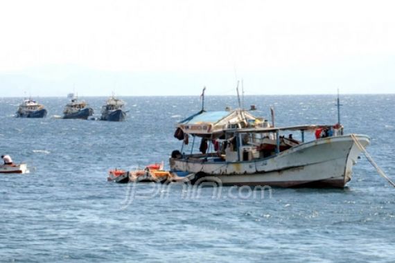 Nelayan Mogok, Para Pedagang Ikan Pindang Menjerit - JPNN.COM