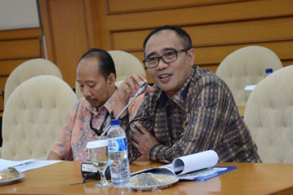 Dua Tahun Jokowi, Hanura: Ada Perbedaan Mencolok dari Presiden Sebelumnya - JPNN.COM