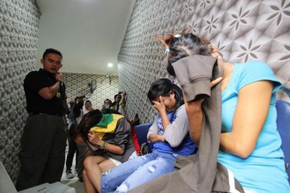 Polisi Bongkar Bisnis Prostitusi Milik WNA di Batam - JPNN.COM