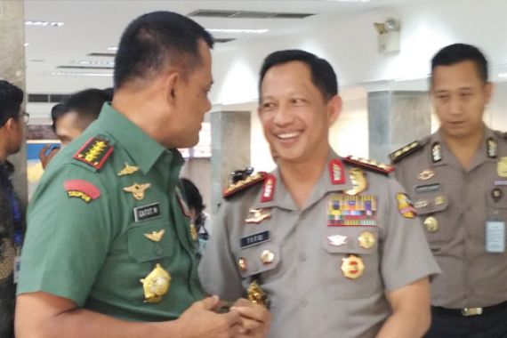 Kata Jenderal Tito, Polri Netral Lho - JPNN.COM