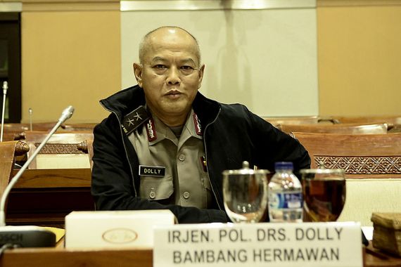 Dua Mantan Kapolda Riau Bakal Duduk di Kursi Panas Panja Karhutla - JPNN.COM
