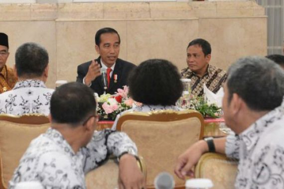 Temui Jokowi, PGRI Minta jadi Organisasi Profesi Seperti IDI - JPNN.COM