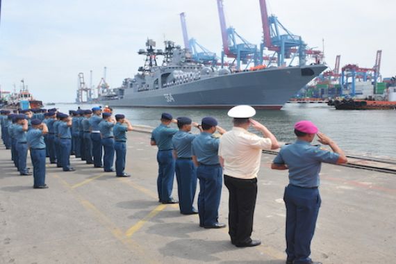 Kapal Perang Rusia Sandar di Tanjung Priok Hingga 5 November - JPNN.COM
