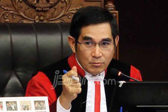 KPK Periksa Mantan Ketua MK Hamdan Zoelva - JPNN.COM