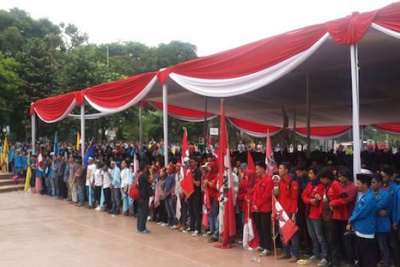 Ribuan Mahasiswa Komitmen Kawal NKRI dan Merawat Kebhinekaan - JPNN.COM