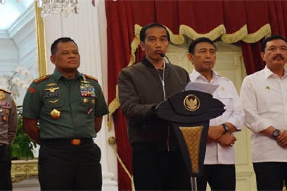 Jokowi Tuding Aktor Politik Tunggangi Demo 4 November - JPNN.COM