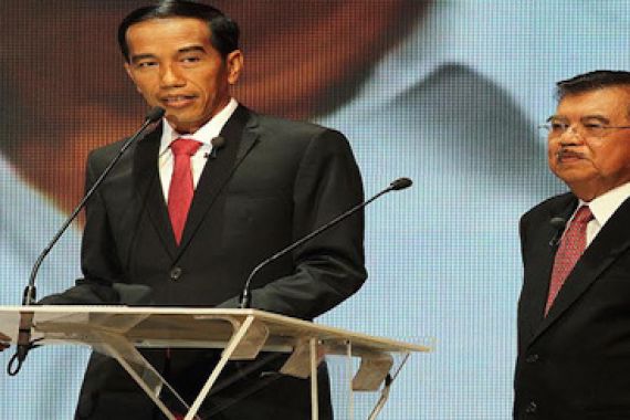Sikapi Aksi 4/11, Pengamat: Jokowi Biasa, JK Lebih Jelas - JPNN.COM