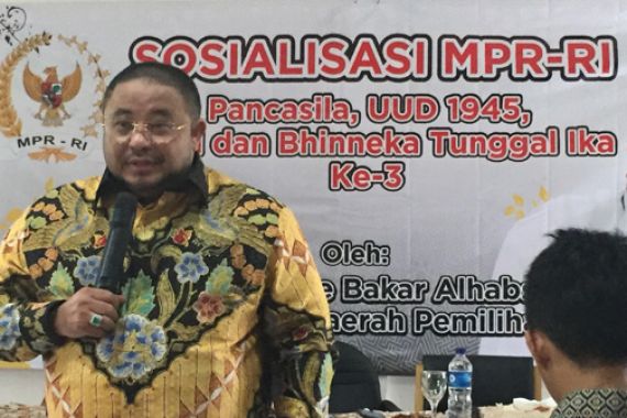 Politikus PKS Nilai Jokowi Diskriminatif - JPNN.COM