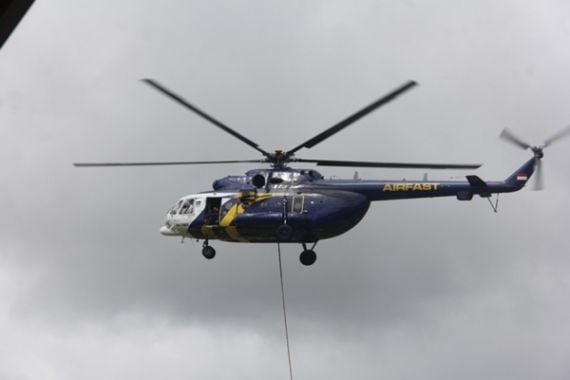Mimika Pengin Punya Helikopter Lebih Besar, Aamiin... - JPNN.COM
