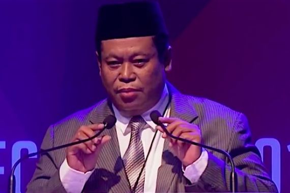 Pak Kiai Ajak Santri Jaga Kedamaian Pilkada DKI - JPNN.COM