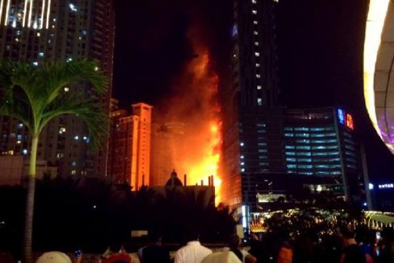 Kebakaran Neo Soho, Satu Korban Terluka - JPNN.COM