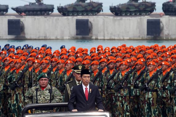 Gerindra: Wajar Pak Jokowi Periksa Kesiapan TNI-Polri - JPNN.COM