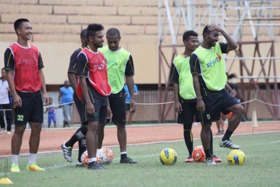 Lupakan Persib, Hadapi Persiba! - JPNN.COM