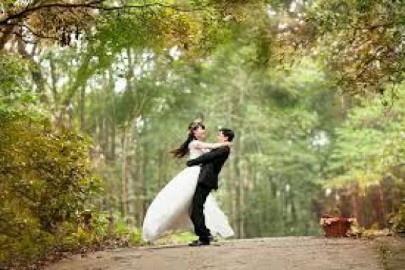 Mempelai Pria Marah karena Foto Wedding tanpa Istri - JPNN.COM