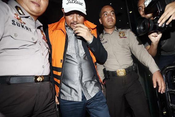 Tak Hanya Suap, Anak Buah SBY Juga Didakwa Terima Gratifikasi Rp 2,7 M - JPNN.COM