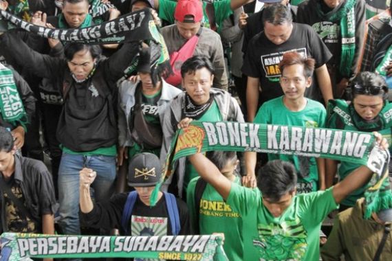 Persebaya dan Bonek Terus Bergerak - JPNN.COM