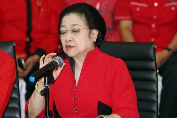 Megawati: Strategi Itu kan Rahasia Ya - JPNN.COM