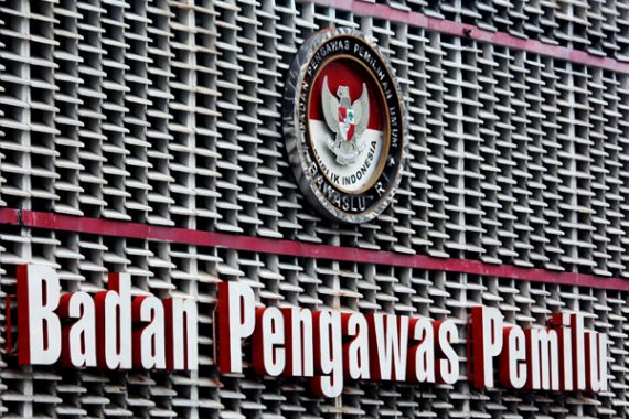 Bawaslu: Pelaku Pengadangan Djarot di Kembangan Utara Bukan Warga Setempat - JPNN.COM