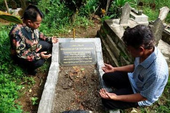 Inilah Proses Pemindahan Makam Tan Malaka - JPNN.COM