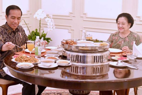 Mesranya, Jokowi dan Megawati Makan Siang Bareng - JPNN.COM