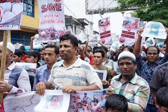 Muslim Rohingya Dibantai, Pemerintah Indonesia langsung Beraksi - JPNN.COM