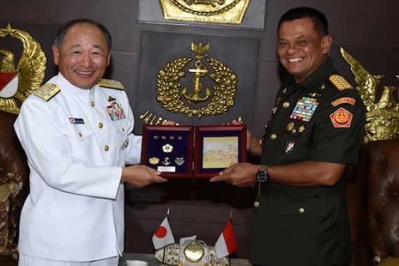 Sama Seperti Indonesia, TNI dan AB Jepang Perlu Jalin Kerja Sama - JPNN.COM