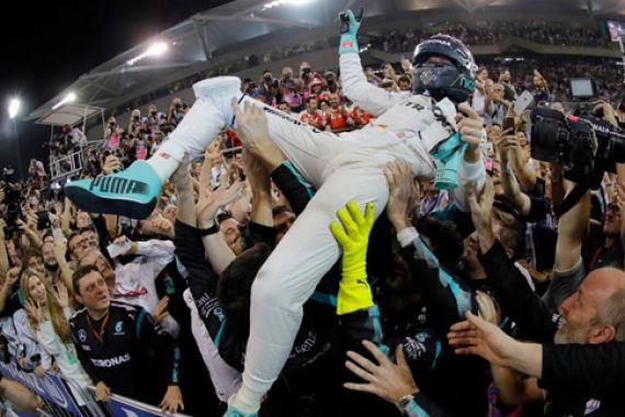 Baru jadi Juara F1, Rosberg Pilih Pensiun - JPNN.COM