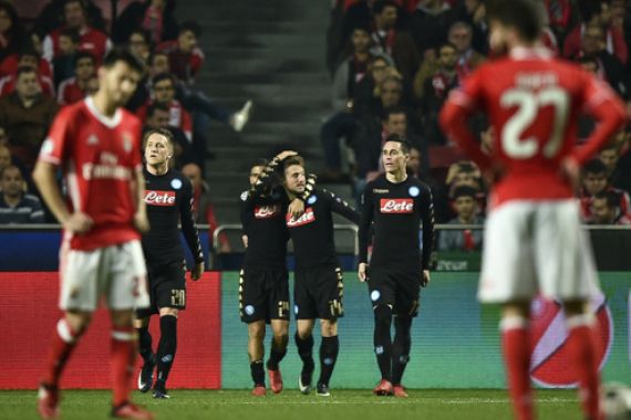 Napoli dan Benfica Keluar dari Neraka Grup B dengan Dramatis - JPNN.COM