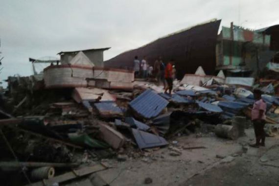 Gempa Aceh: SPBU, Warkop dan Toko Rusak, Jalan Terbelah - JPNN.COM