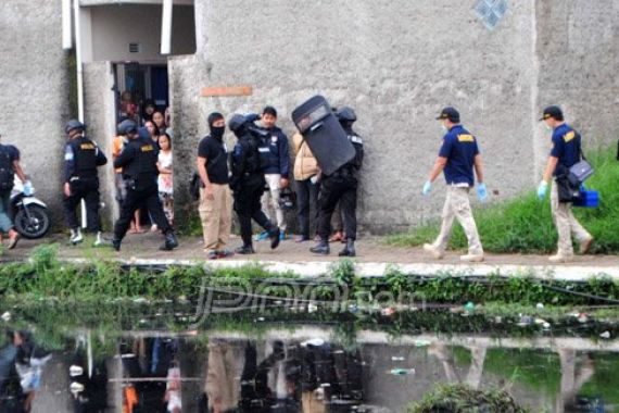 Tangkap Terduga Teroris di Bekasi, Polri Berhasil Yakinkan Masyarakat - JPNN.COM