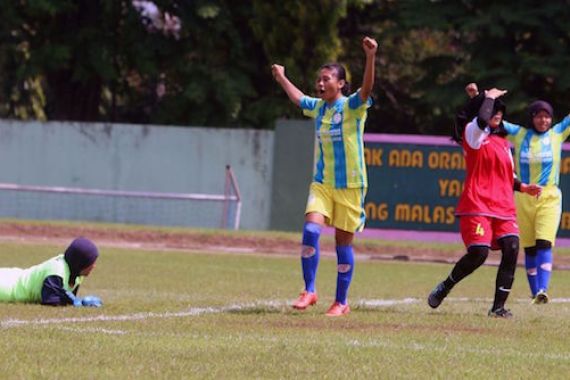 Persiapan Turnamen Bola Khusus Wanita Ini Makin Mantap - JPNN.COM