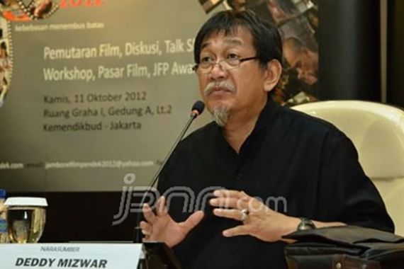 Deddy Mizwar Dinobatkan Sebagai Bapak Komunitas Seni dan Budaya Jabar - JPNN.COM