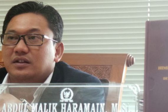 Keluarkan Fatwa Atribut Nonmuslim, MUI Bakal Dipanggil DPR - JPNN.COM