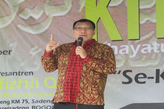 Diikuti 42 Ponpes, Deni Daruri Gelar Festival Kitab Kuning Di Bogor - JPNN.COM