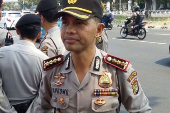 Polresta Bandung Janji Tindak Tegas Ormas yang Sweeping Atribut Natal - JPNN.COM
