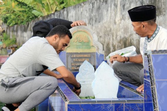 Rizky Pora Pilih Habiskan Masa Libur di Kampung Halaman - JPNN.COM
