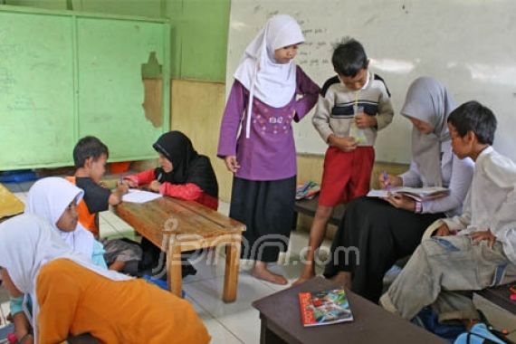 Sekolah Master, Sekolah Gratis Khusus Untuk Anak Jalanan - JPNN.COM