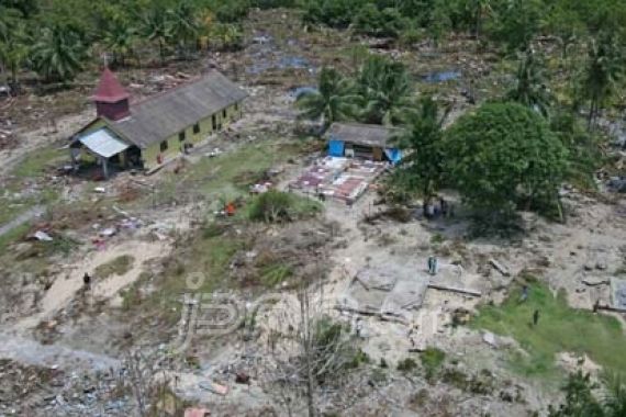 Yakin Masih Ada Tsunami saat Malam, Pilih Tidur di Hutan - JPNN.COM