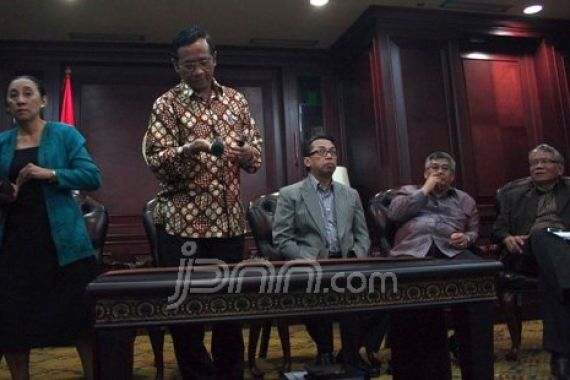 Lusa, Hakim MK Mulai Diperiksa - JPNN.COM