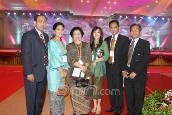 Megawati Terima Penghargaan ICAPP - JPNN.COM