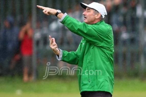 Alfred Riedl, Dalang Kebangkitan Timnas Indonesia - JPNN.COM