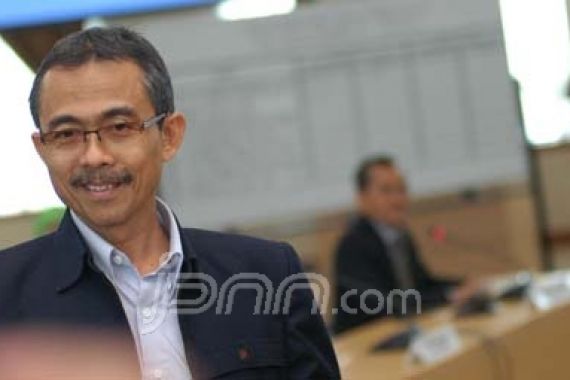Kalahkan Abbas Said, Eman Suparman Pimpin KY - JPNN.COM